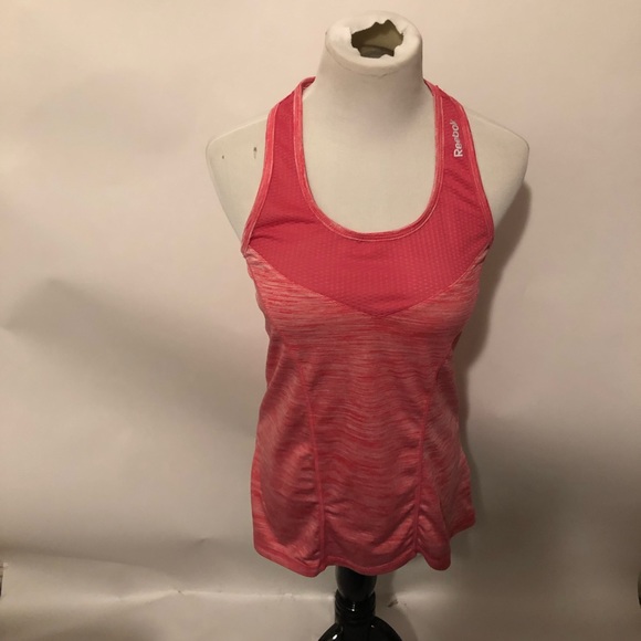 Reebok Tops - Reebok pink workout tank top size small